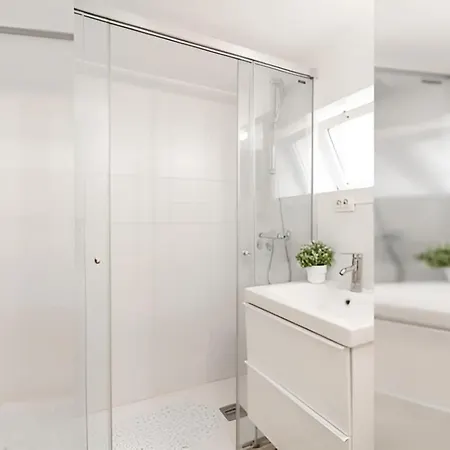 Kedei White Tower Apartmán