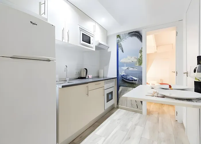 Kedei White Tower * Mamaia